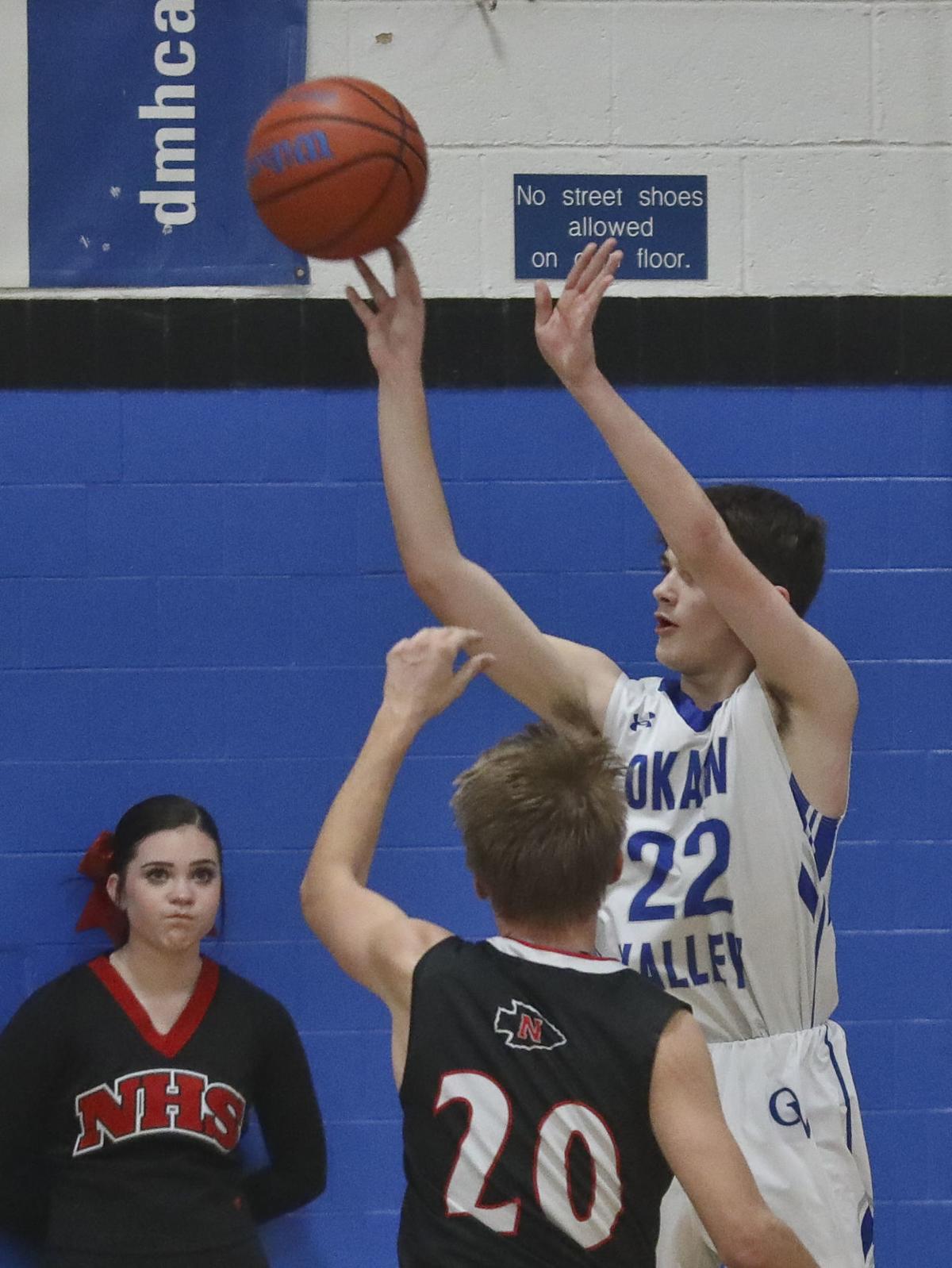 Samuel Vonderheide A Sophomore For Wss Aggressive In Looking To