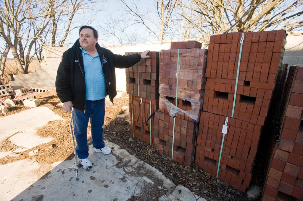 Effort To Move Barn To Five Mile House Continues Local Jg Tc Com