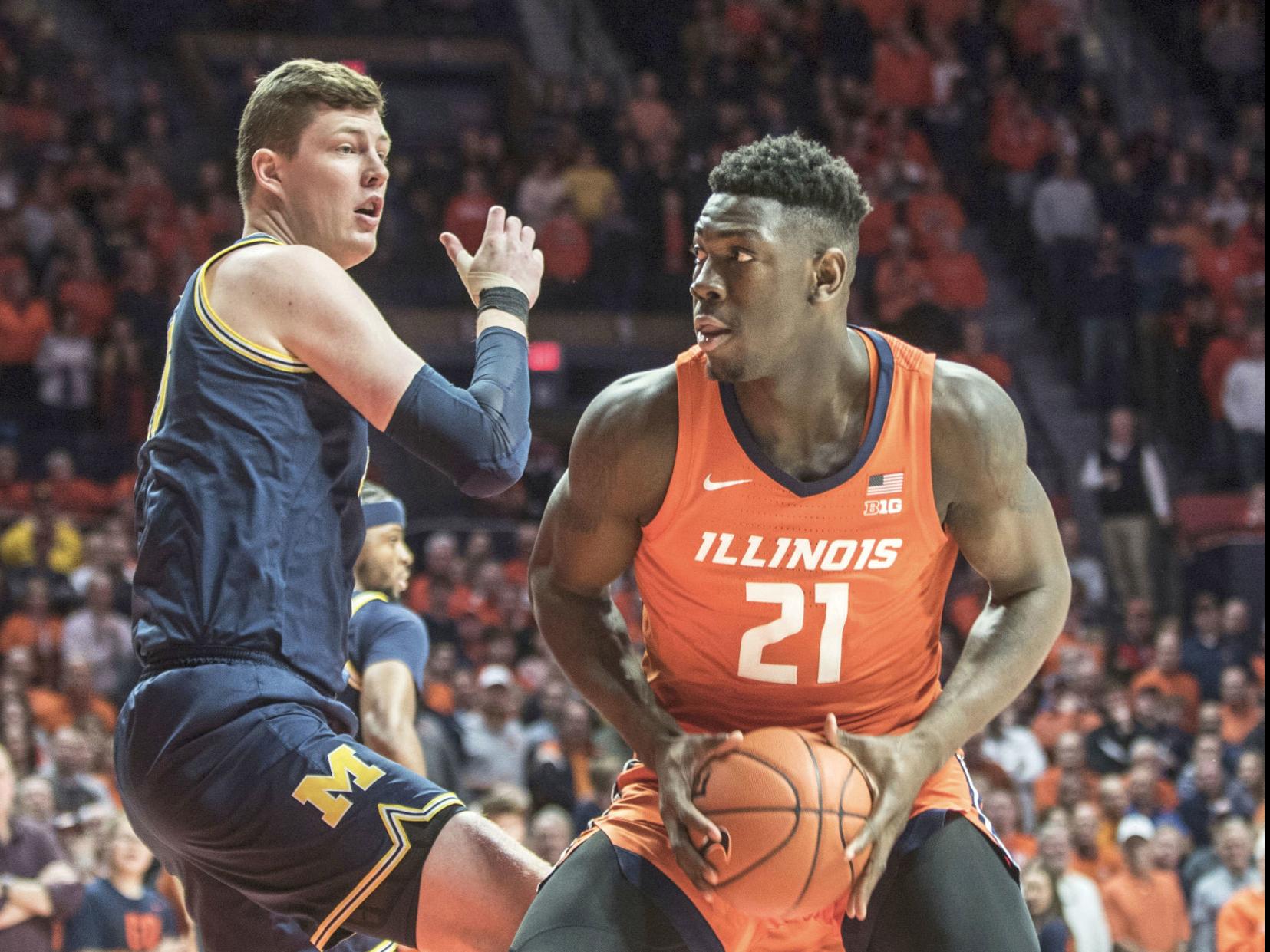 Kofi Cockburn Helps Illinois Stun No 5 Michigan 71 62 Illini
