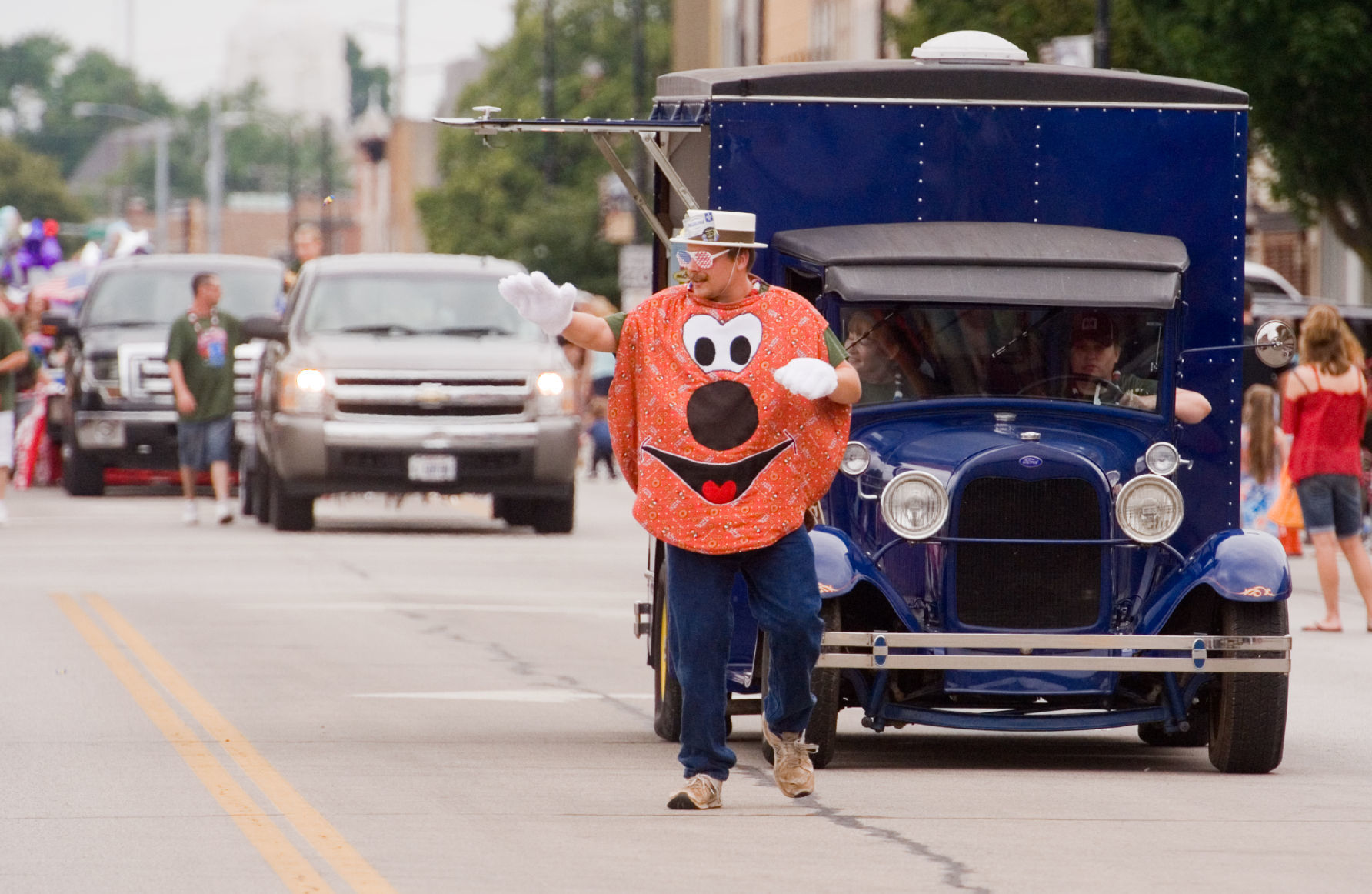 Everything You Need To Know About This Year's Bagelfest Parade