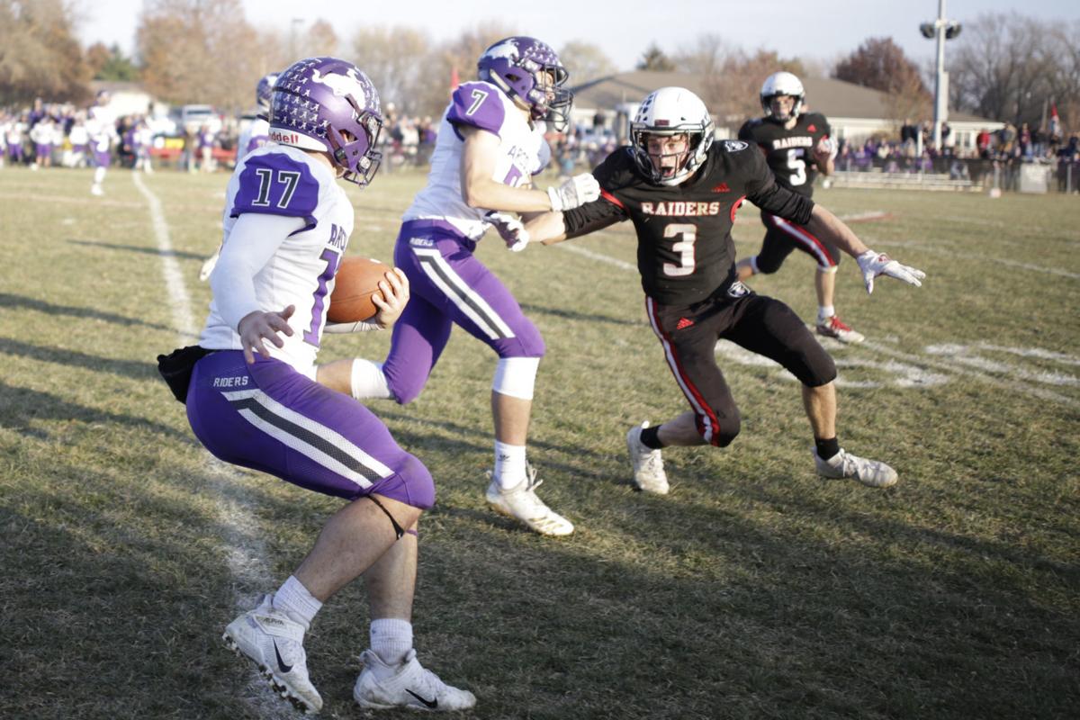 Arcola Runs Into Tough Central A M Defense In Class 1a