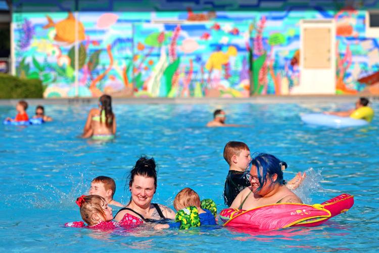 062525-mat-nws-pooldays_04.JPG