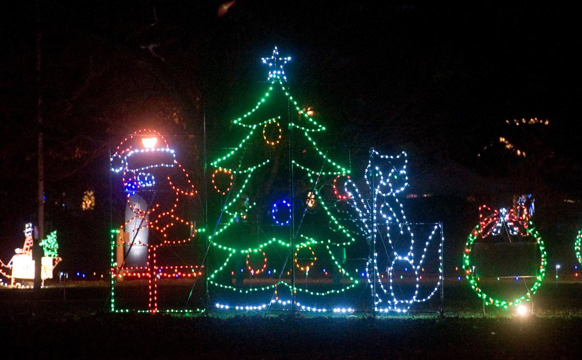 Mattoon Christmas Lights 2022 Watch Now: Mattoon Lightworks At Peterson Park To Mark Its 30Th Anniversary  In 2021 | Entertainment | Jg-Tc.com