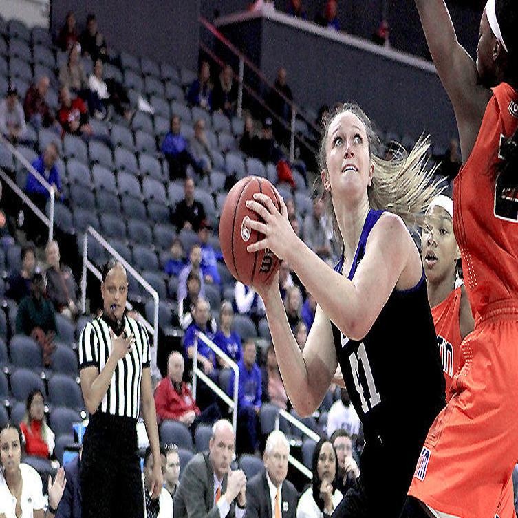 Cold Offense Dooms Eastern Illinois Women S Basketball In Ovc