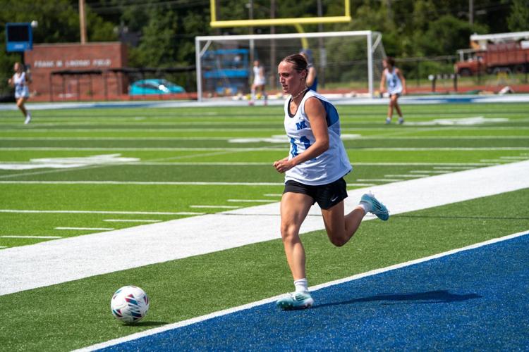 Women's Soccer Looks to Build with New Faces and Energy