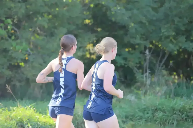 Cross Country Gets Started Out on Right Foot