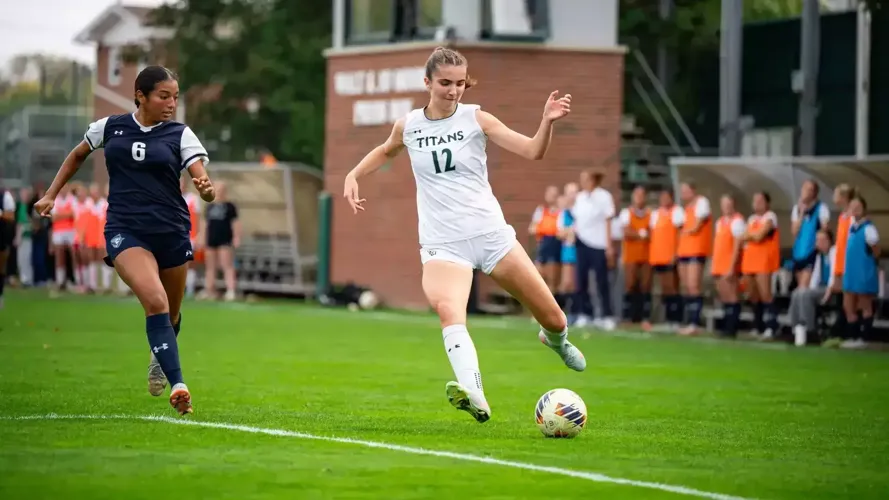 Women’s Soccer Draws at Dominican