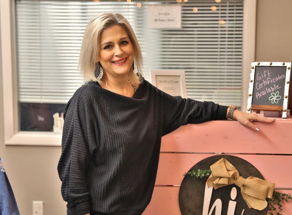 Mattoon women's boutique opens Local