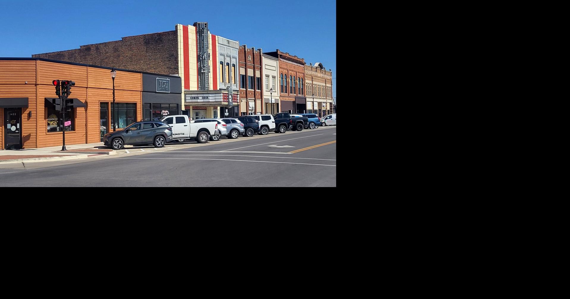 1400 block of Broadway in Mattoon revitalized in recent years