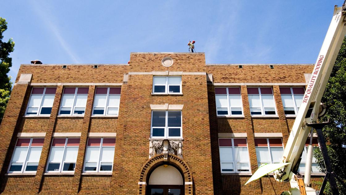 Charleston school board OKs next round of construction work โ IL School Charleston school board OKs next round of construction work โ IL School