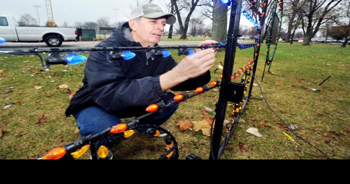 Mattoon’s Lightworks opens for holiday season tonight
