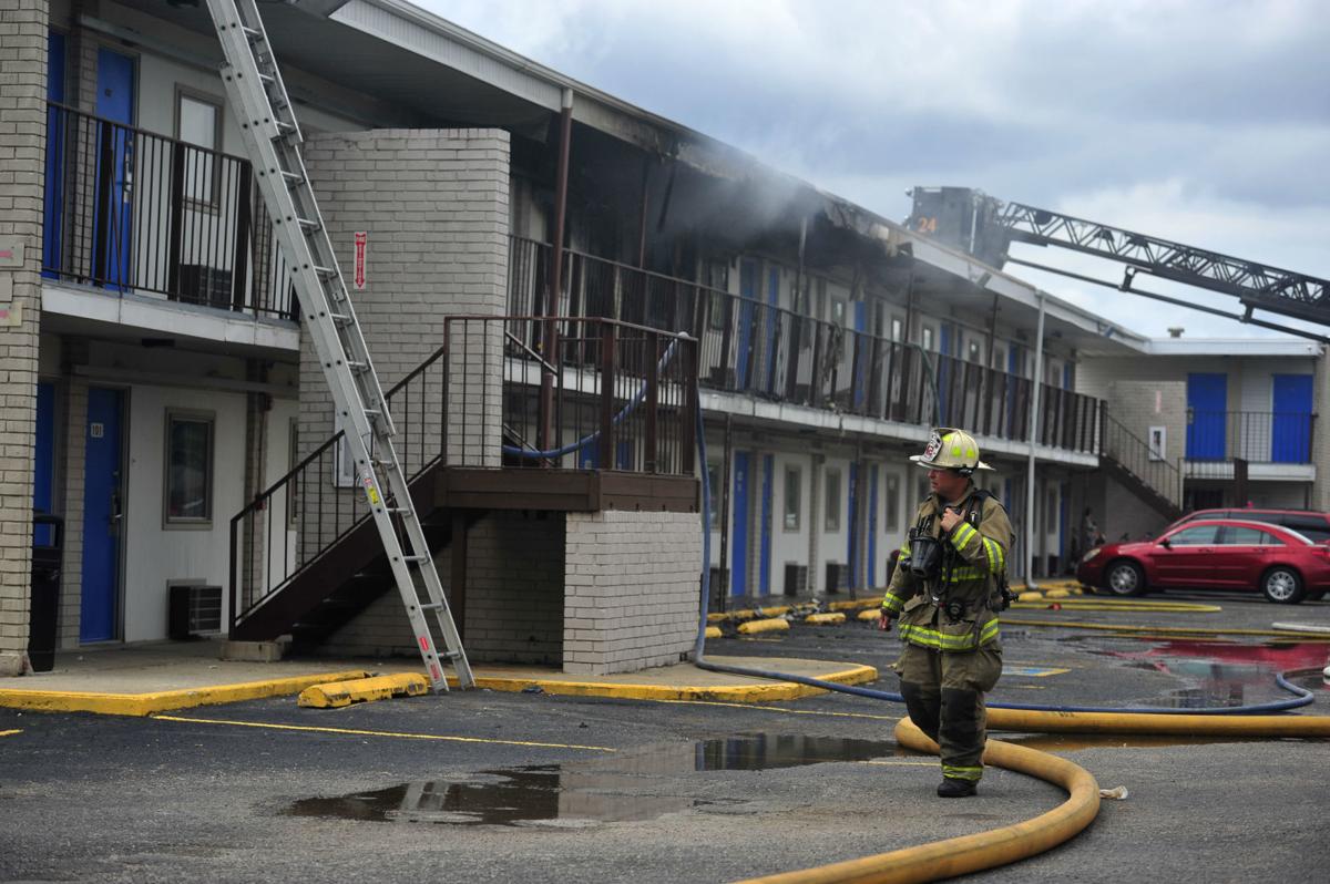 PHOTO GALLERY Tenants, guests displaced by fire at Mattoon Motel 6