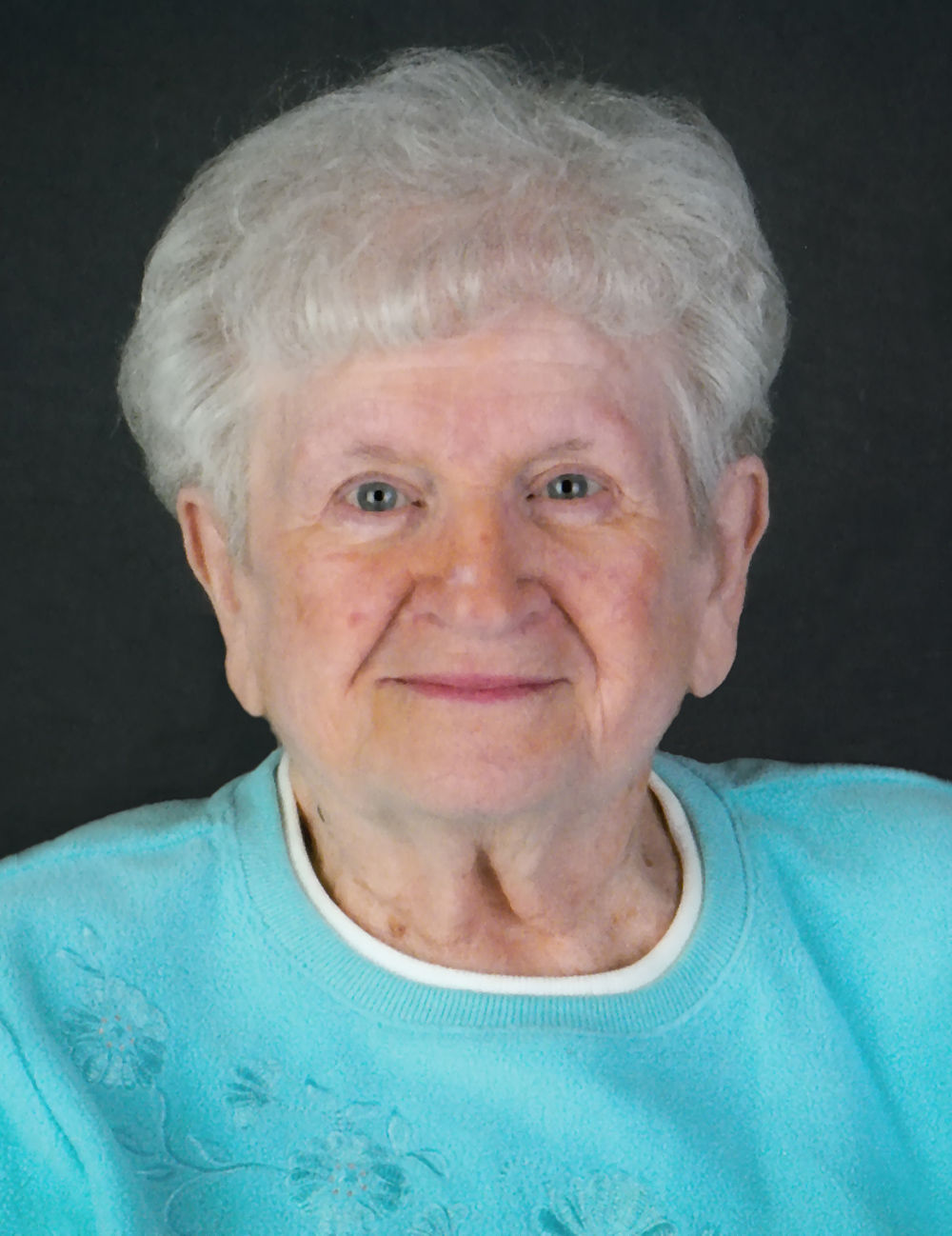 obit-bw-brady-betty.jpg