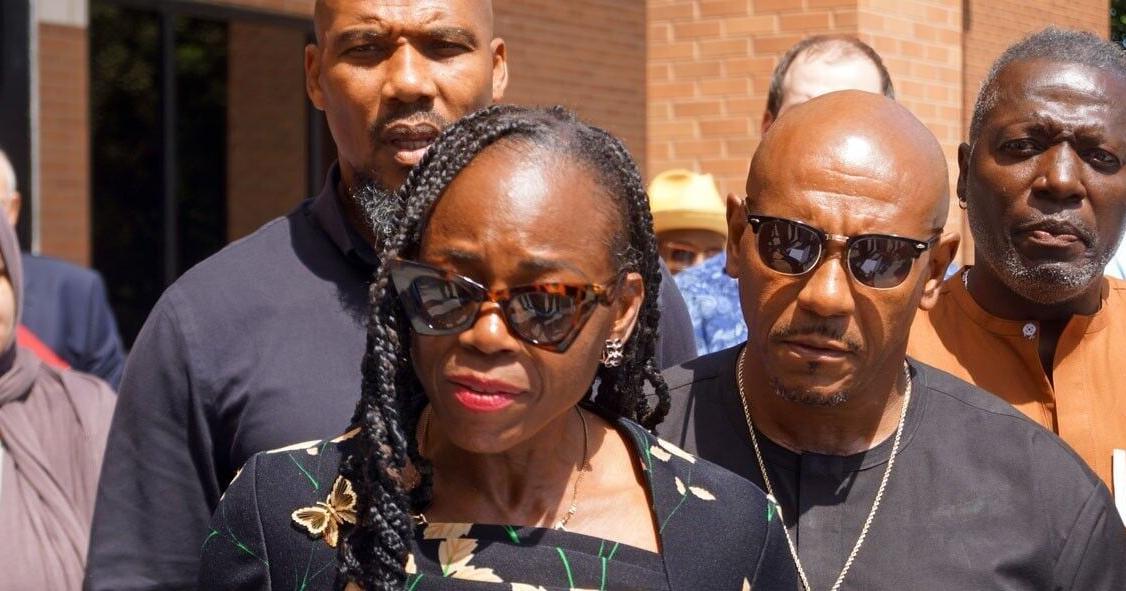 State Rep. Carol Ammons, husband plead not guilty to corruption charges