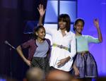 Sasha, Michelle and Malia Obama, 2013