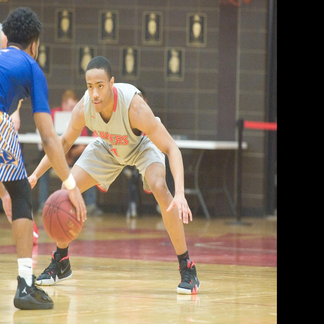 Lake Land Men S Basketball Defeats Swic To Earn Fourth Straight