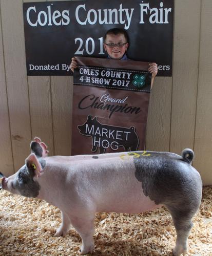 080117-mat-nws-fair-gr-champ-market-swine-RS