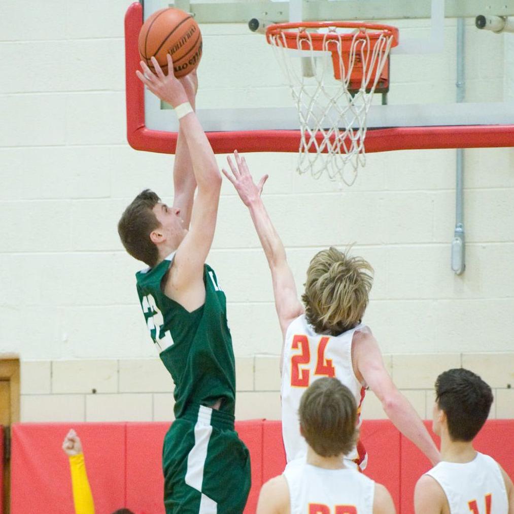 Mattoon Boys Basketball S Experience Is Up Front Can It Merge