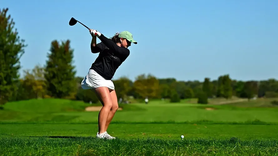 Women’s Golf Takes Control at CCIW Championship