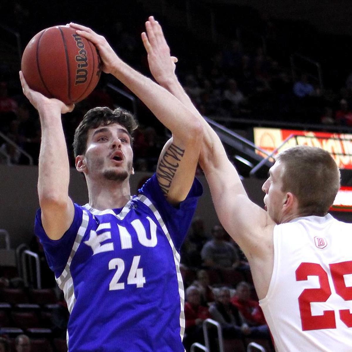 Eastern Illinois Basketball Loses One Player To Transfer Another