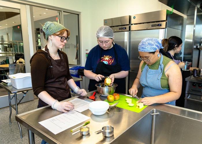 How Illinois Wesleyan Students Are Exploring Culture Through Food This Fall