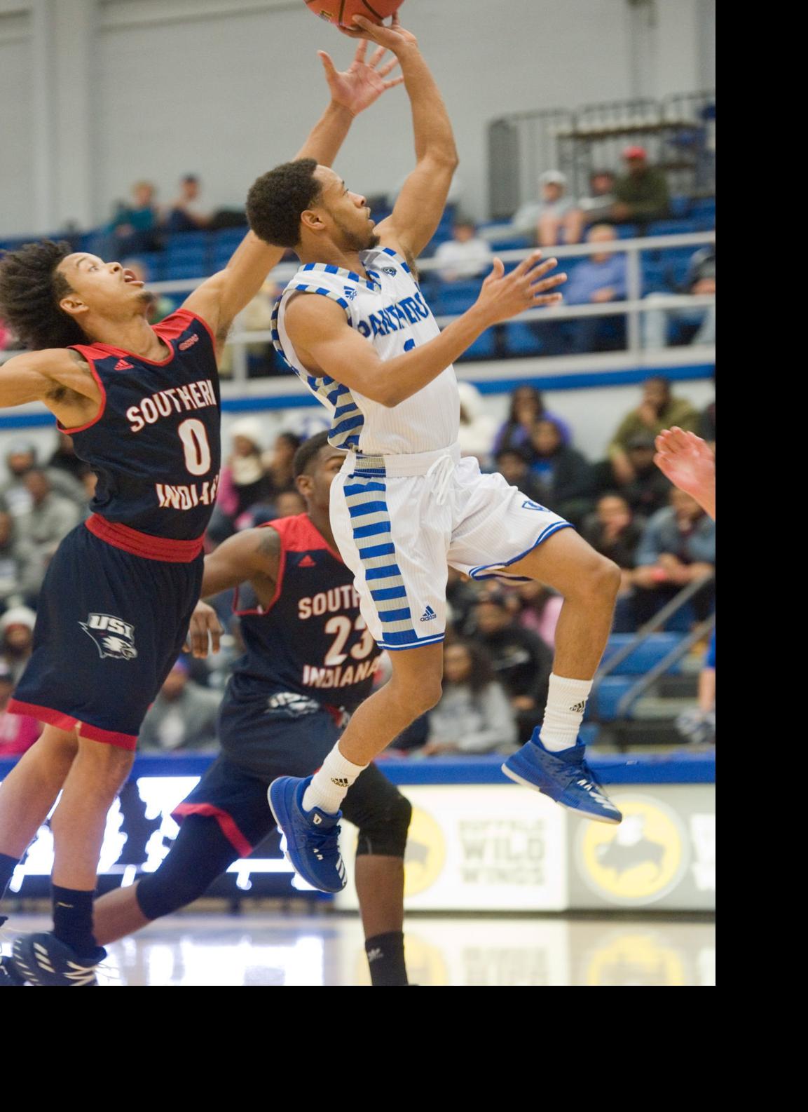 Eiu Men Upset Against D Ii Usi Basketball Jg Tc Com