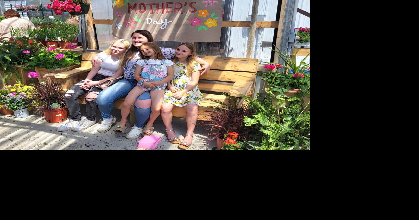 Mattoon garden center hosts Mother's Day weekend Bloomfest