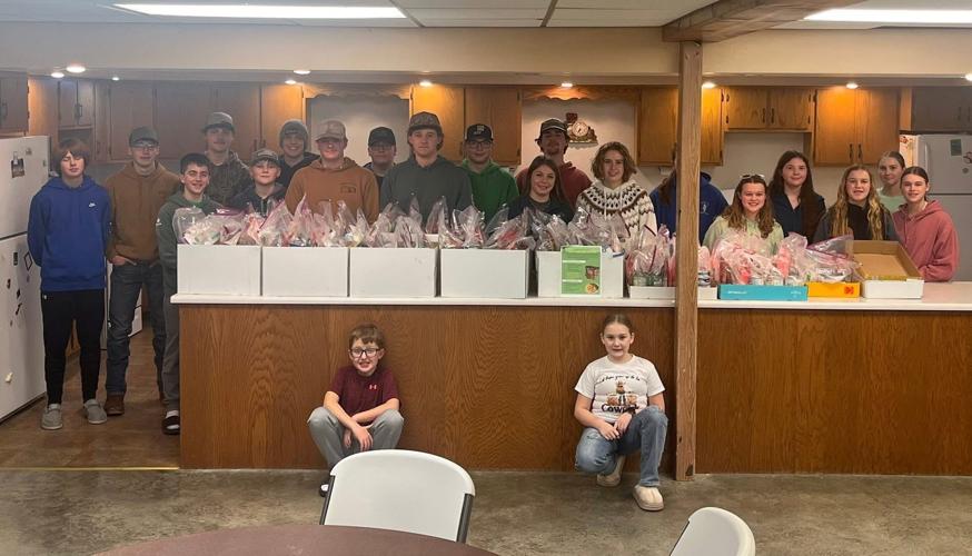 Barnstormers 4-H Club with 111 meal kits prepared.jpeg