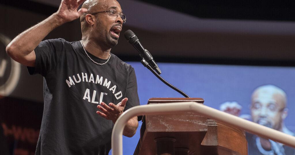 Black leaders weigh in on Rainbow/PUSH chief's resignation less than 3 months into role - Vimarsana News