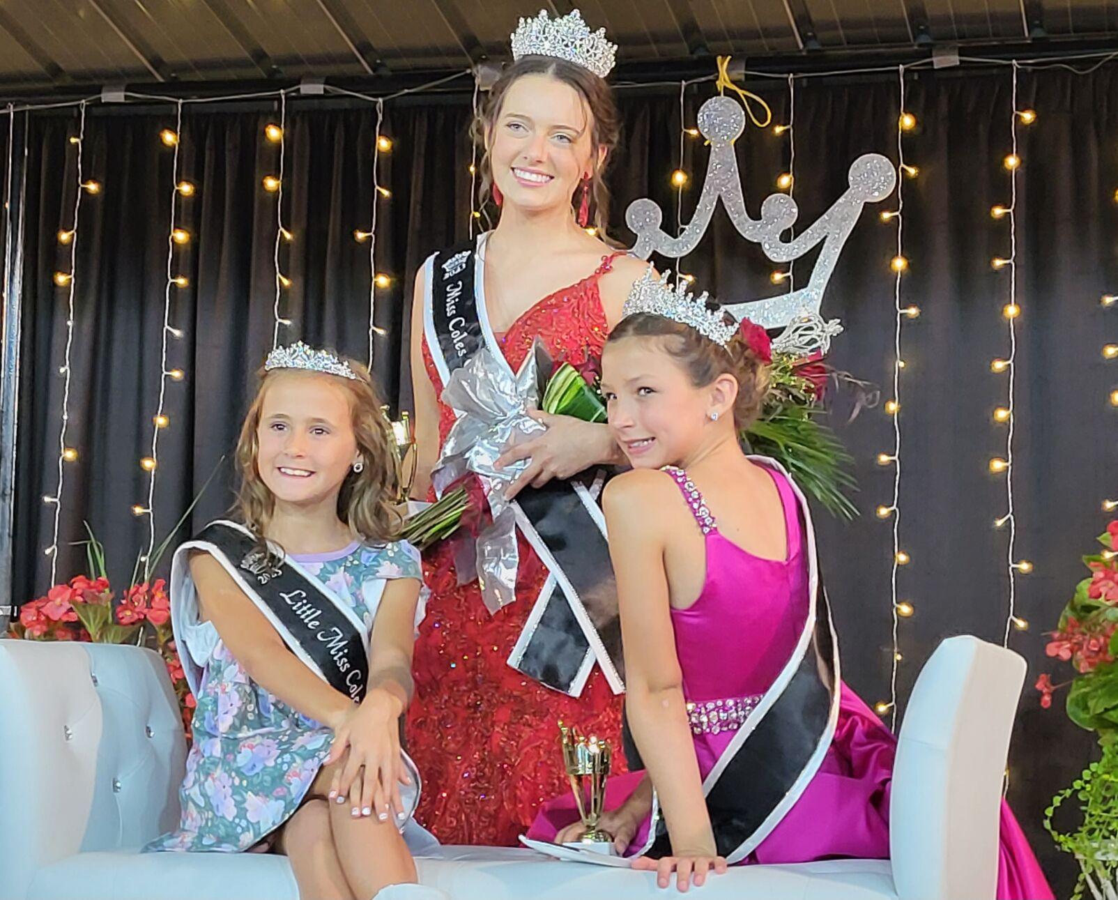 2023 Miss Coles County crowned, 2022 Miss gets engaged at pageant