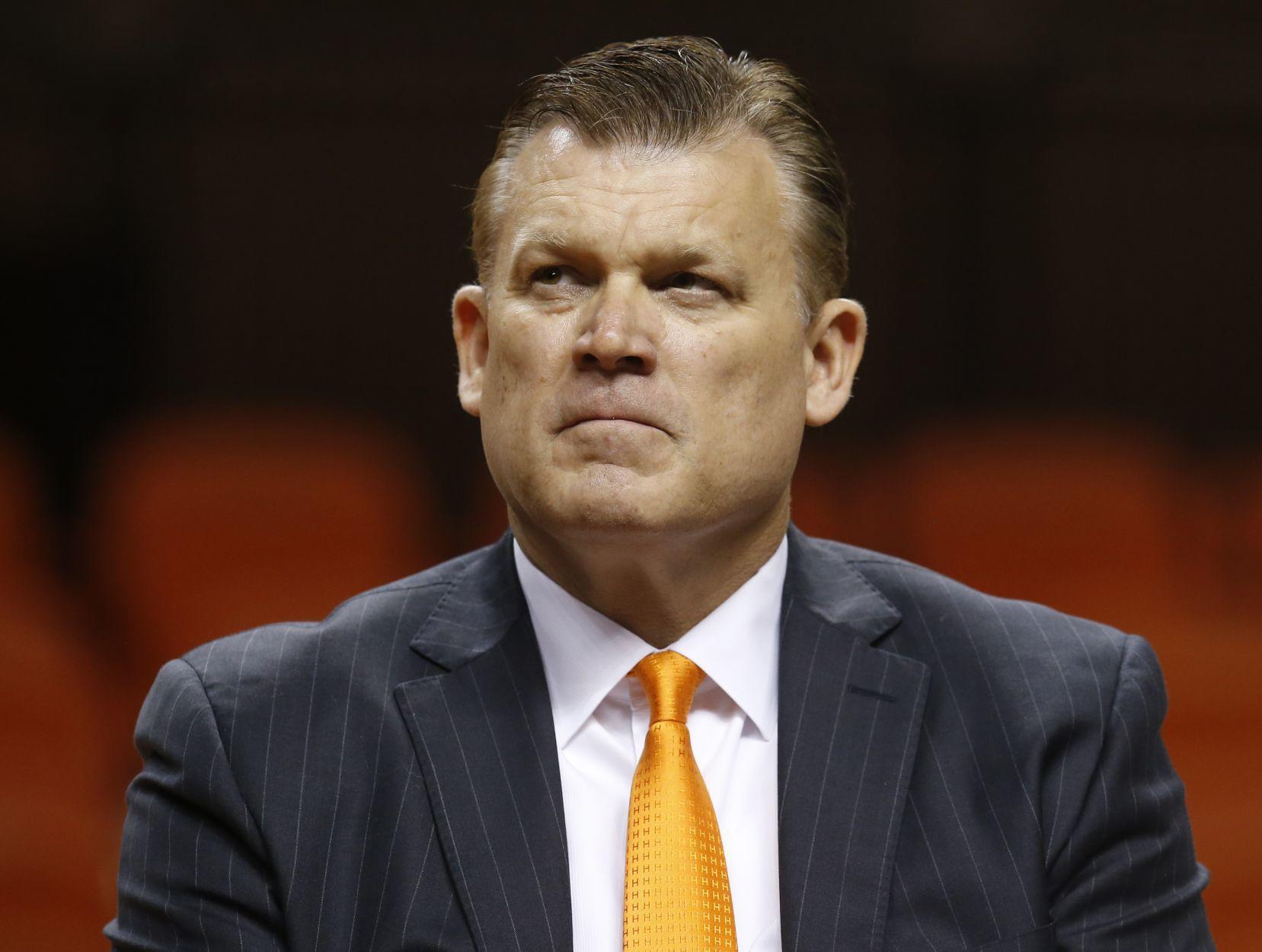 Brad Underwood Basketball