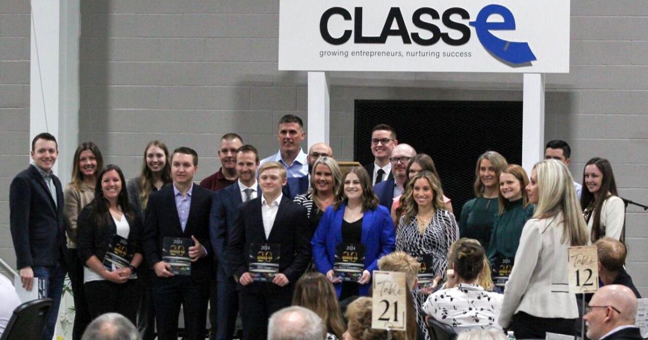 Event honors 20 under 40, features Mattoon pro motorcycle racer - Vimarsana News