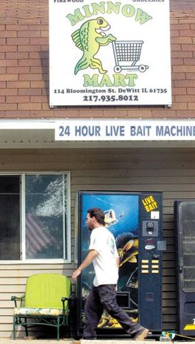 New owners latch onto bait shop near Clinton Lake