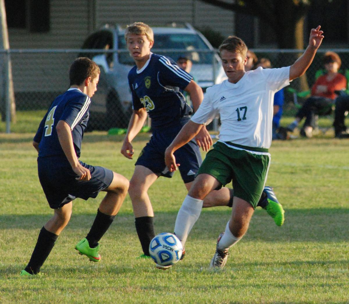 Green Wave soccer shows promise in win over Teutopolis