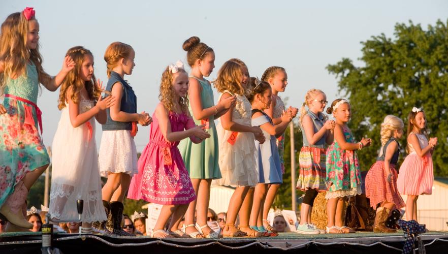 Edwards named Coles fair queen