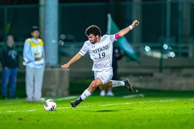 Men’s Soccer Hosts Wheaton for Regular Season Finale