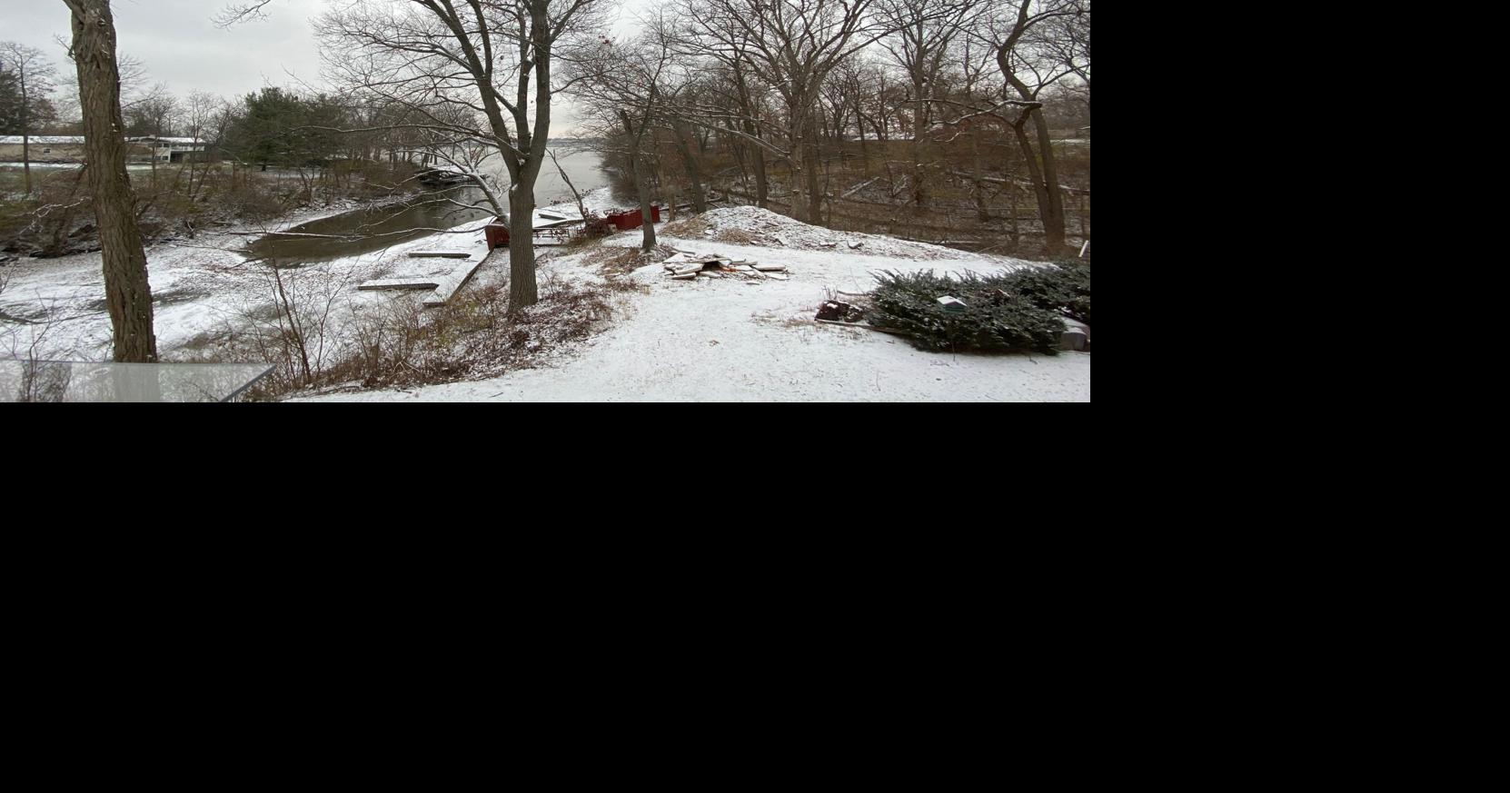 Photos Snowfall coats Decatur region on Wednesday