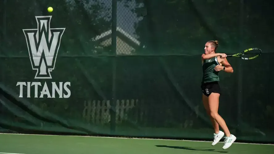 Women’s Tennis defeats Lawrence in Season Opener