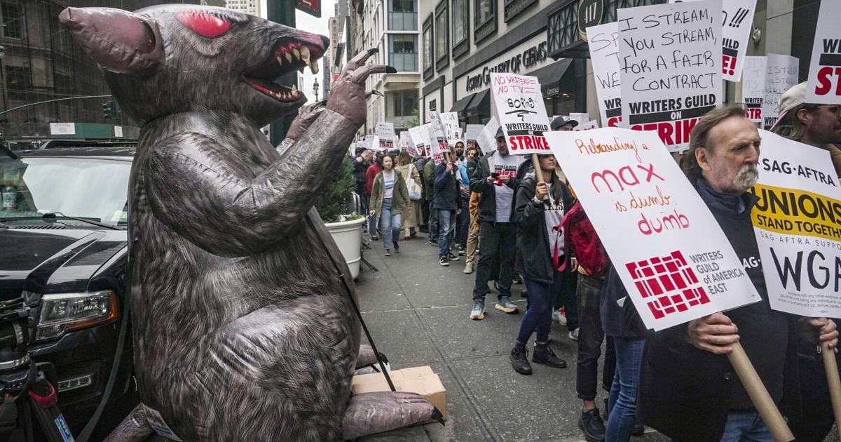 Scabby the Rat gives bite to union protests, but is he at the tail end ...