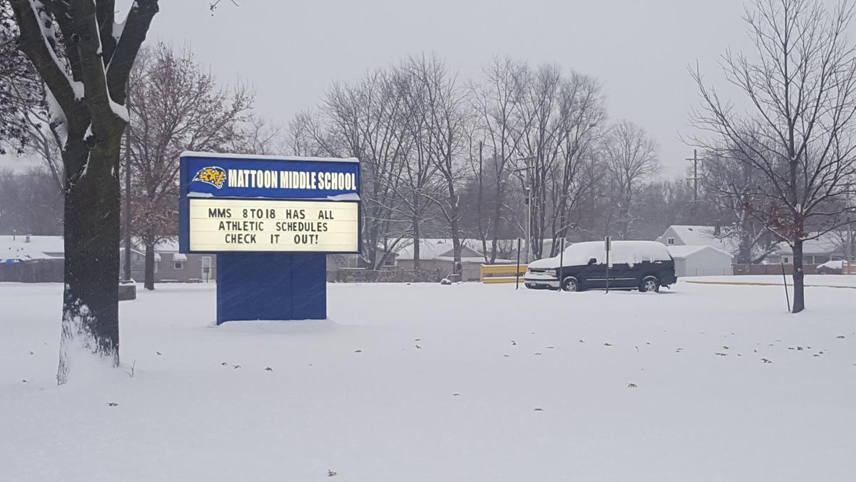 Mattoon, Charleston area gets blanketed by snow Local