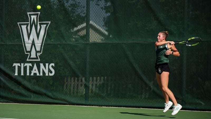 Women’s Tennis defeats Lawrence in Season Opener