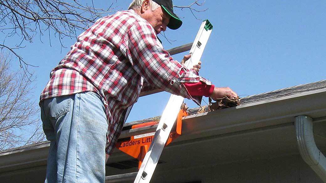 The best roof ladder hook