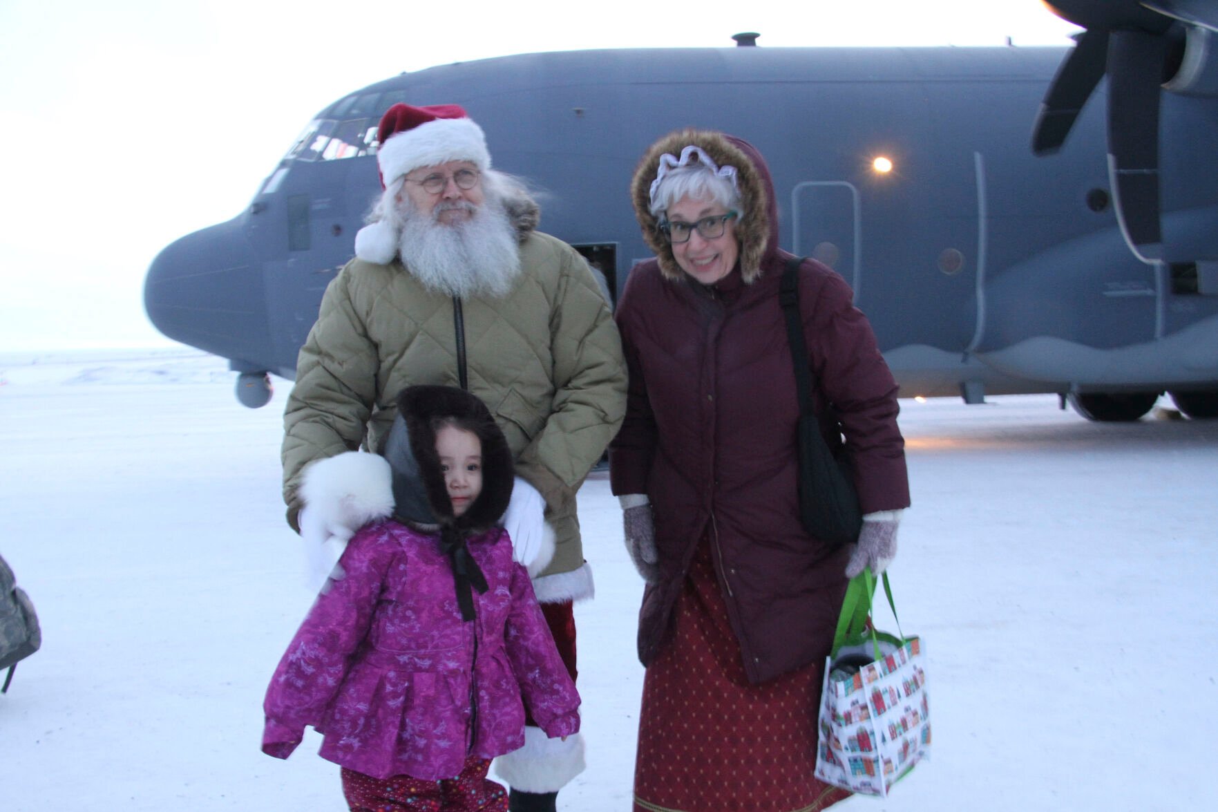 Operation Santa Claus Brings Joy To A Frosty Alaska Inupiat Village ...