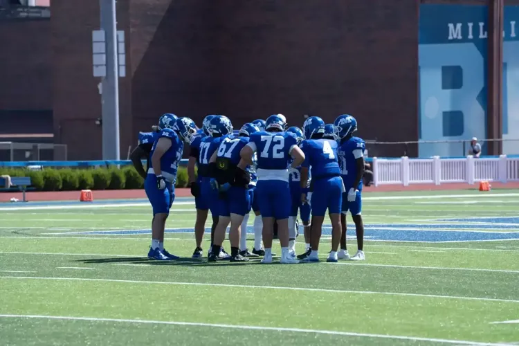 Football Falls to No. 2 Wheaton in CCIW Opener