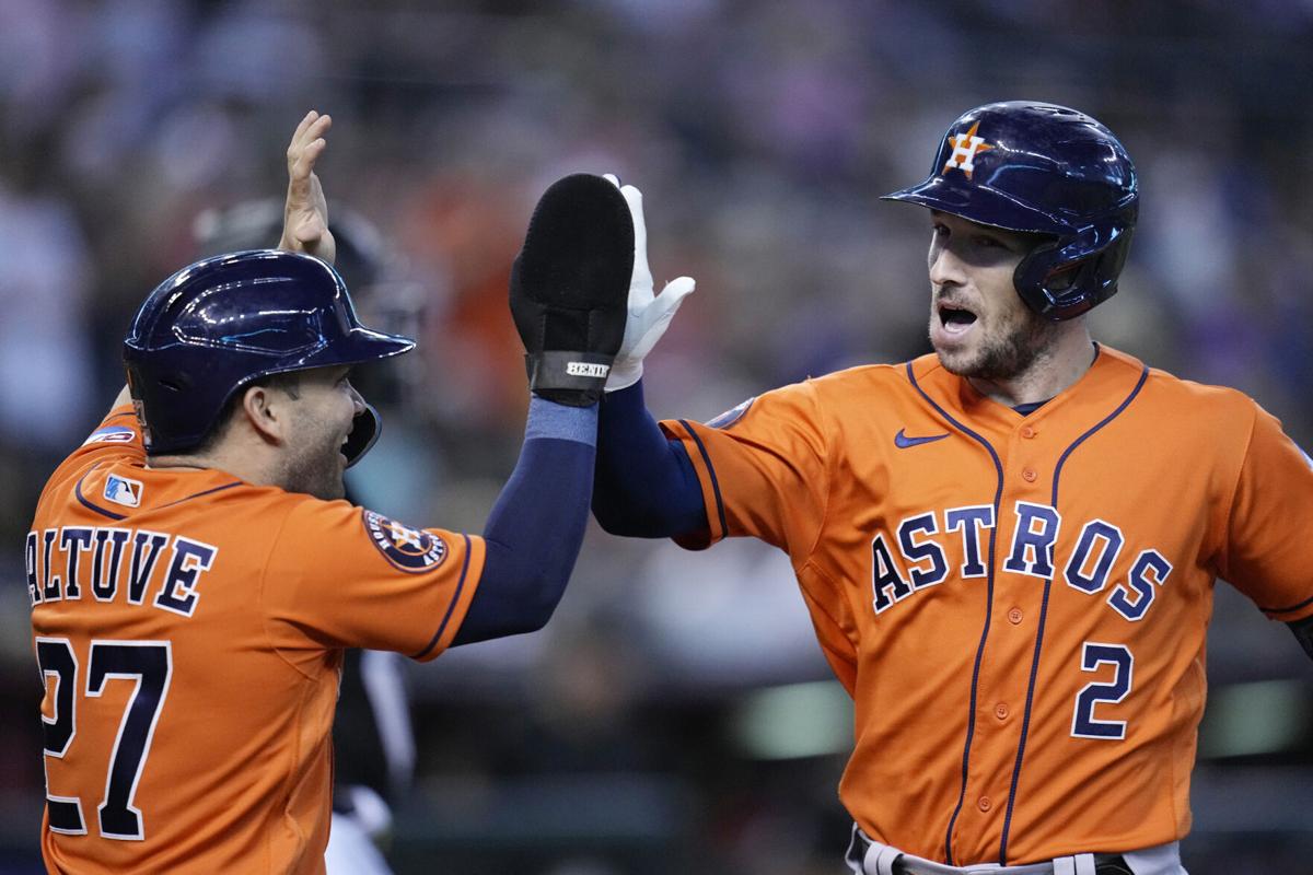 Bleeding Yankee Blue: CARLOS CORREA JUST DUG THE ASTROS DEEPER IN