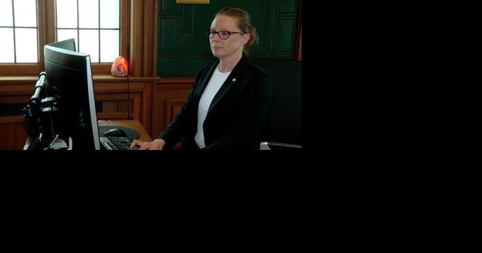 Highest-ranking woman in Illinois State Police history reflects as force looks to diversify - Vimarsana News