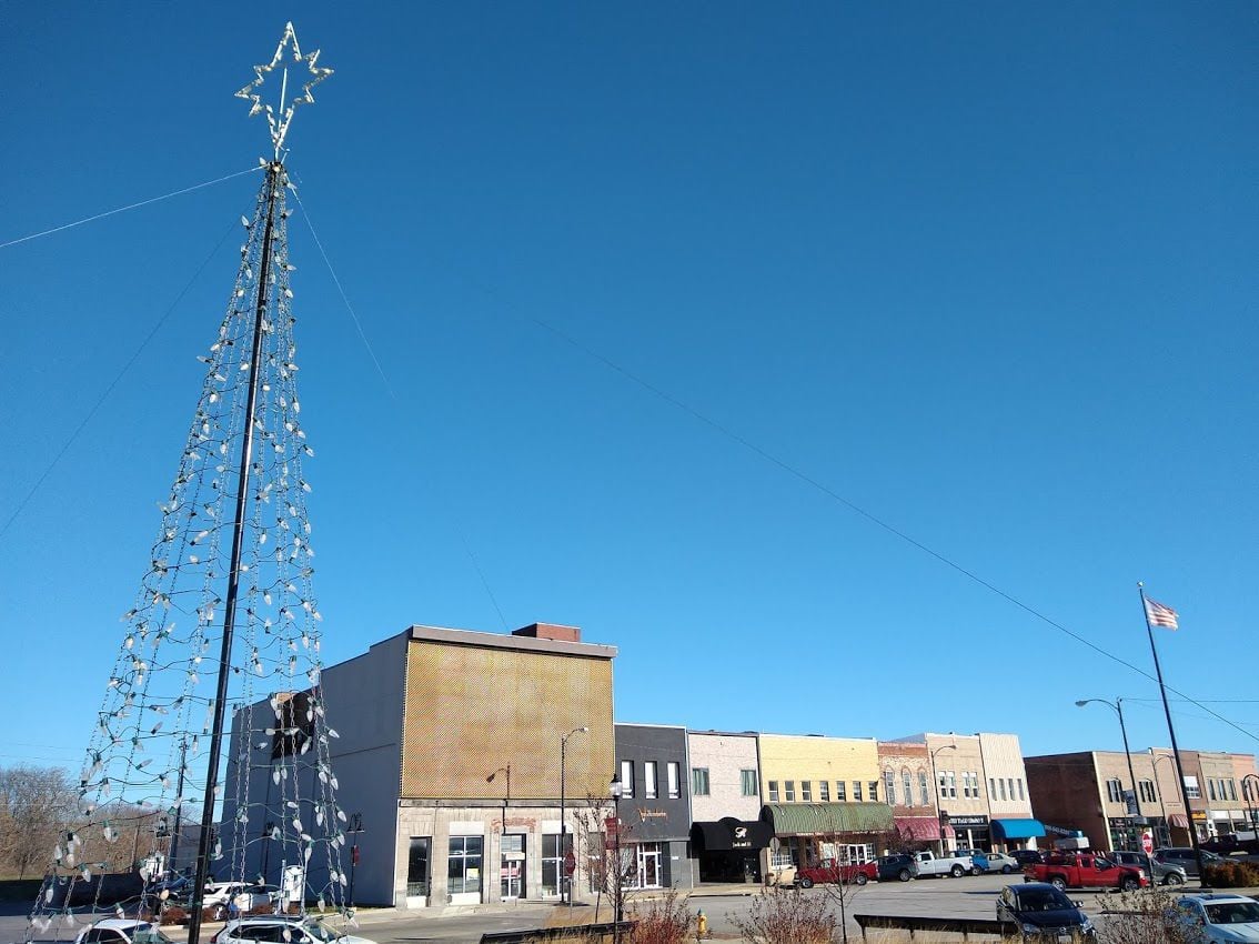 Downtown Mattoon Christmas celebration planned Friday Local