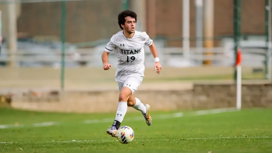 Men’s Soccer Falls at Wabash