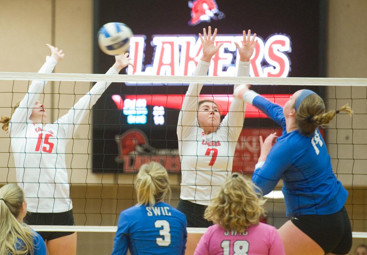 Lake Land College Volleyball 10/10/18