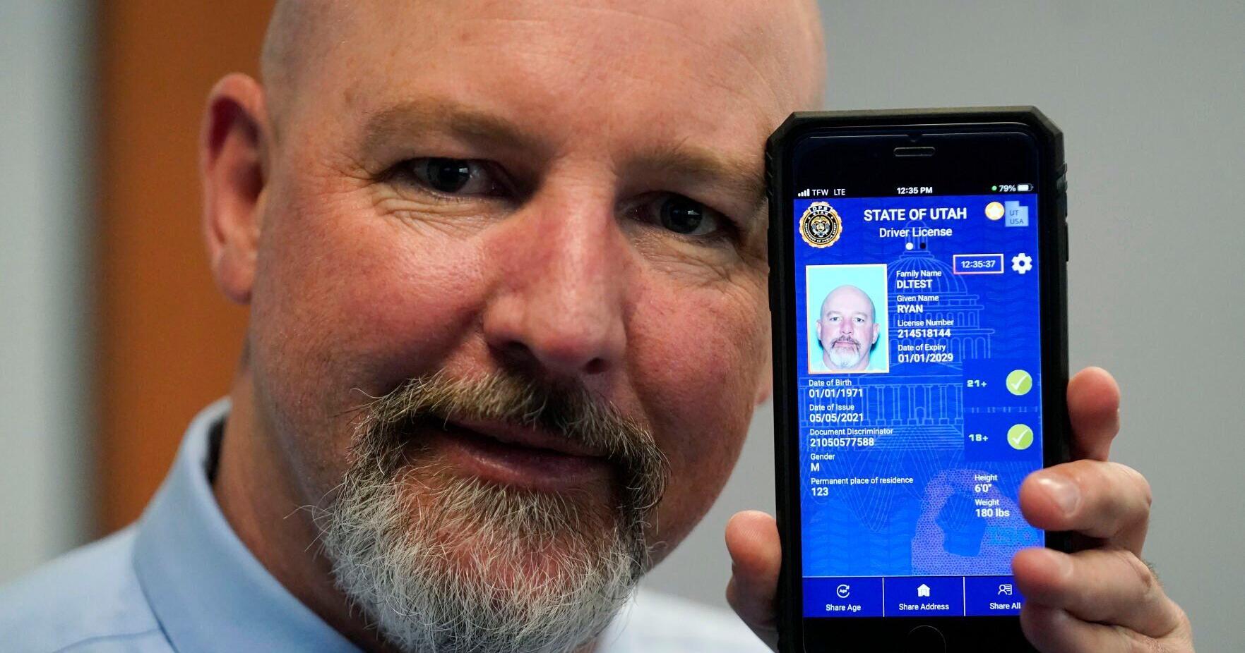 Illinois House passes bill allowing for digital IDs, driver's licenses - Vimarsana News